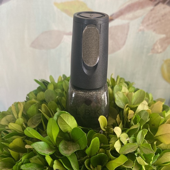 L·B·K 💅NAIL💅 LACQUER BUNDLE OF NINE COLORS 🌟NEW🌟 - Picture 9 of 17